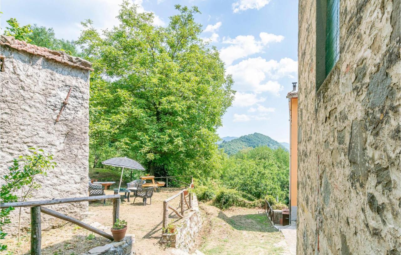 Stunning Home In Longoio With Kitchen Monti di Villa Buitenkant foto