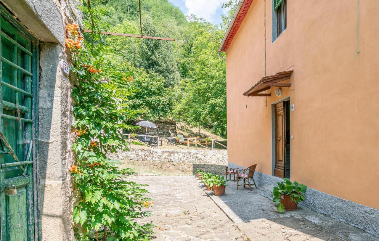 Stunning Home In Longoio With Kitchen Monti di Villa Buitenkant foto
