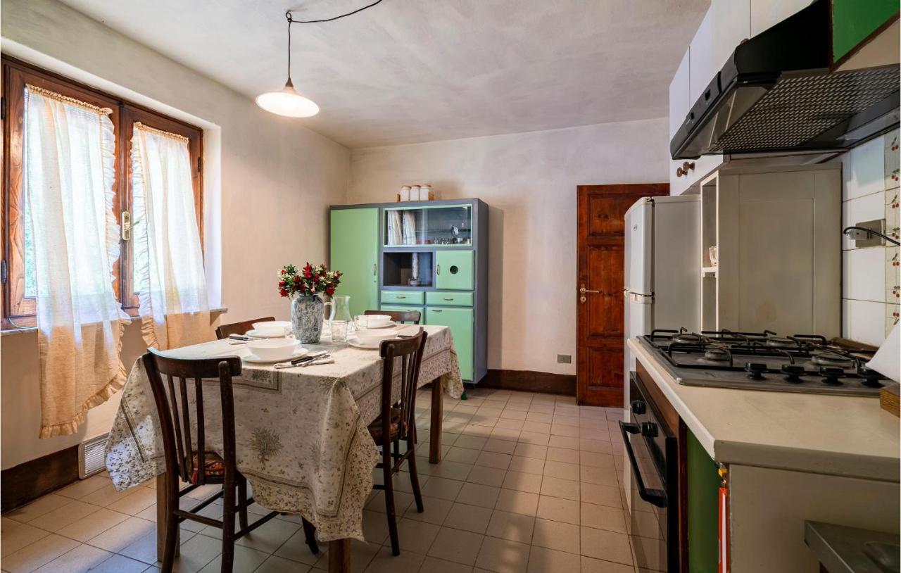Stunning Home In Longoio With Kitchen Monti di Villa Buitenkant foto